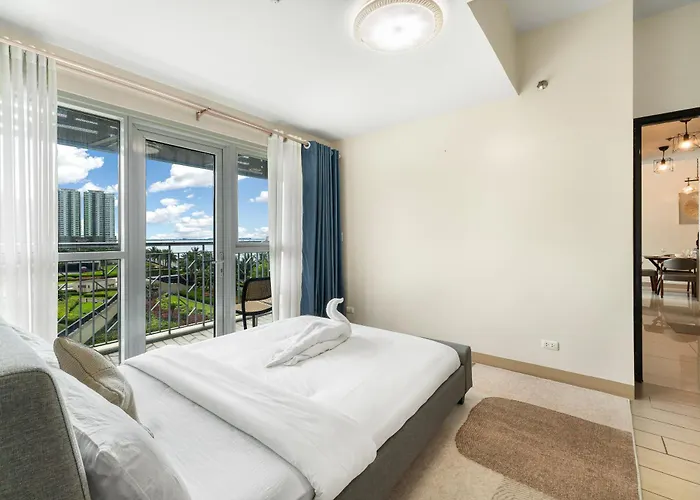 2br Near Naia Airport, Moa, Okada And Of Dreams With Playroom, Pool And Gym Apartamento Manila