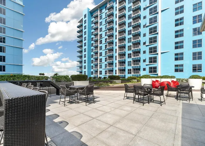 Apartamento 2br Near Naia Airport, Moa, Okada And Of Dreams With Playroom, Pool And Gym *